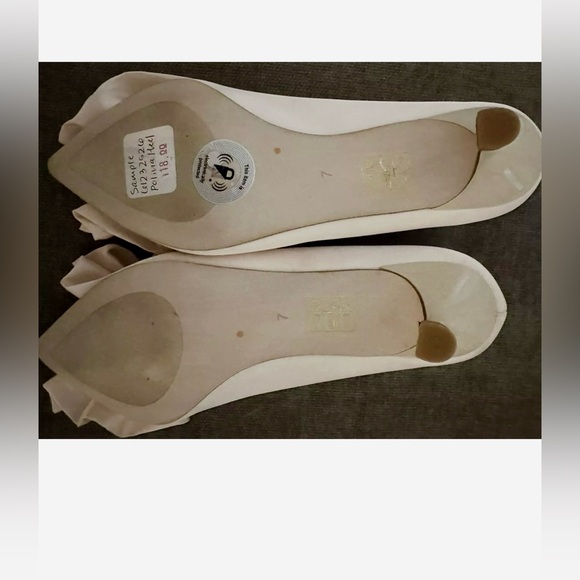 Jeffrey Campbell Polina Ivory Heels Size 7 - Picture 4 of 6